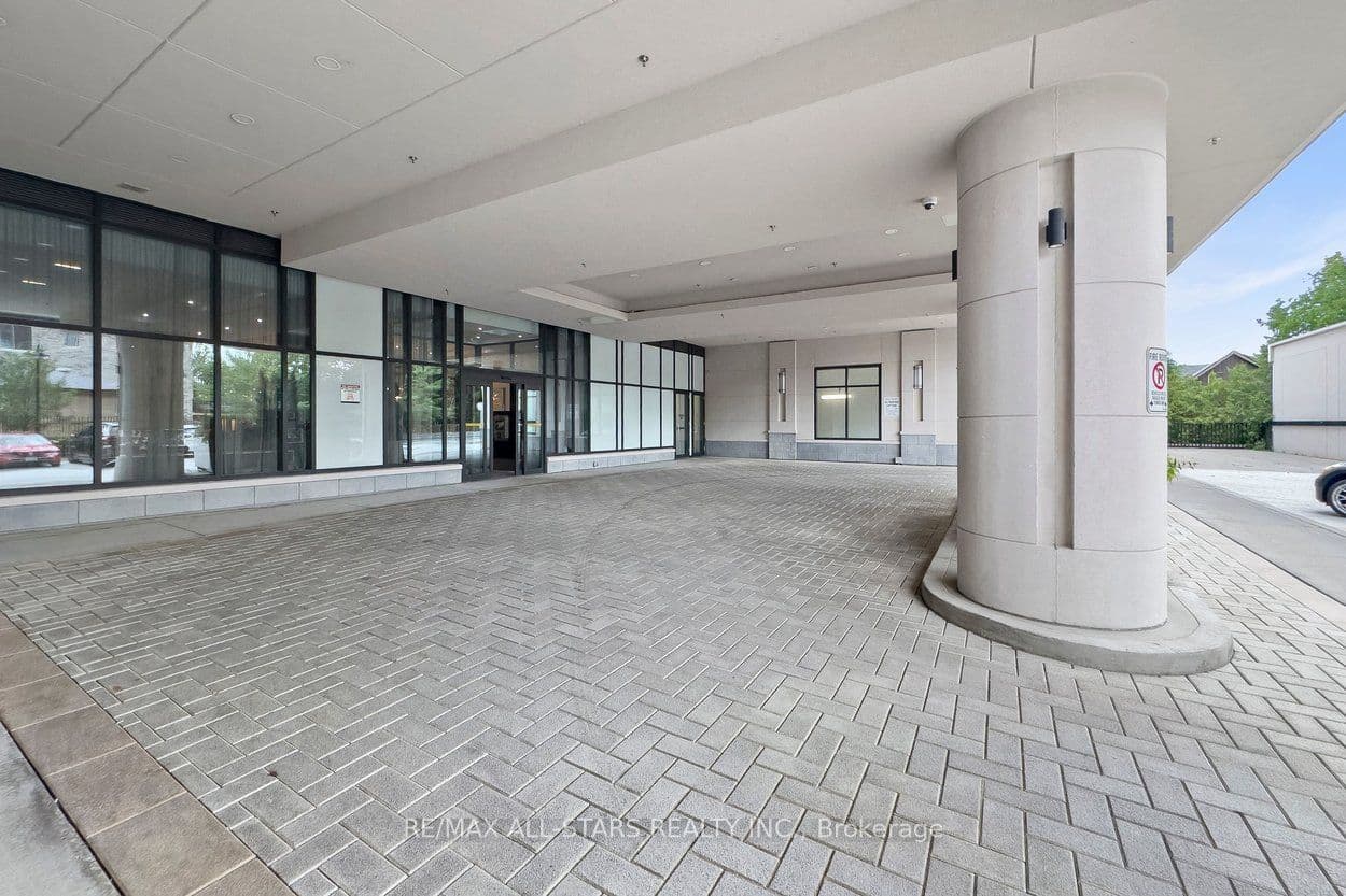 20 Fred Varley Drive 219, Markham, ON L3R 1S4