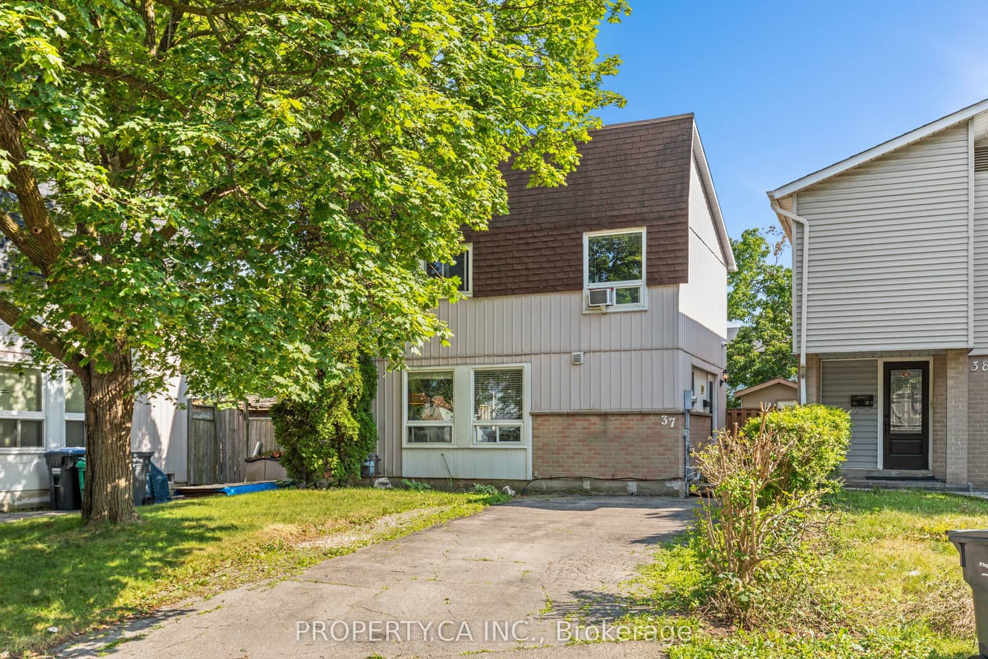 37 Gladstone Square, Brampton, ON L6S 2H5