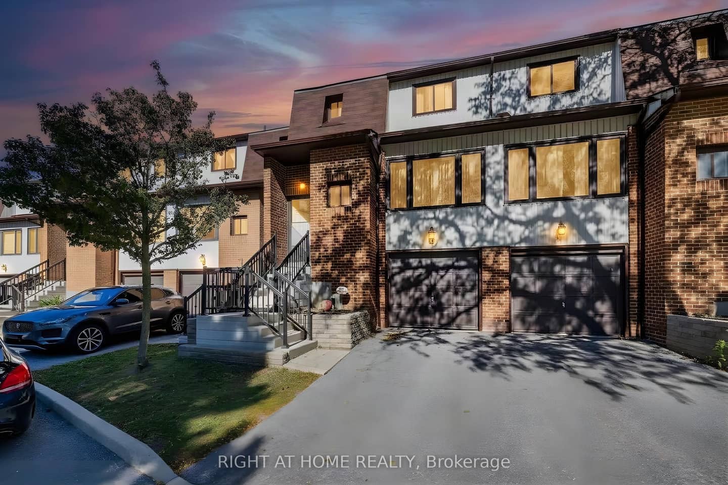 765 Oklahoma Drive 5, Pickering, ON L1W 3C9