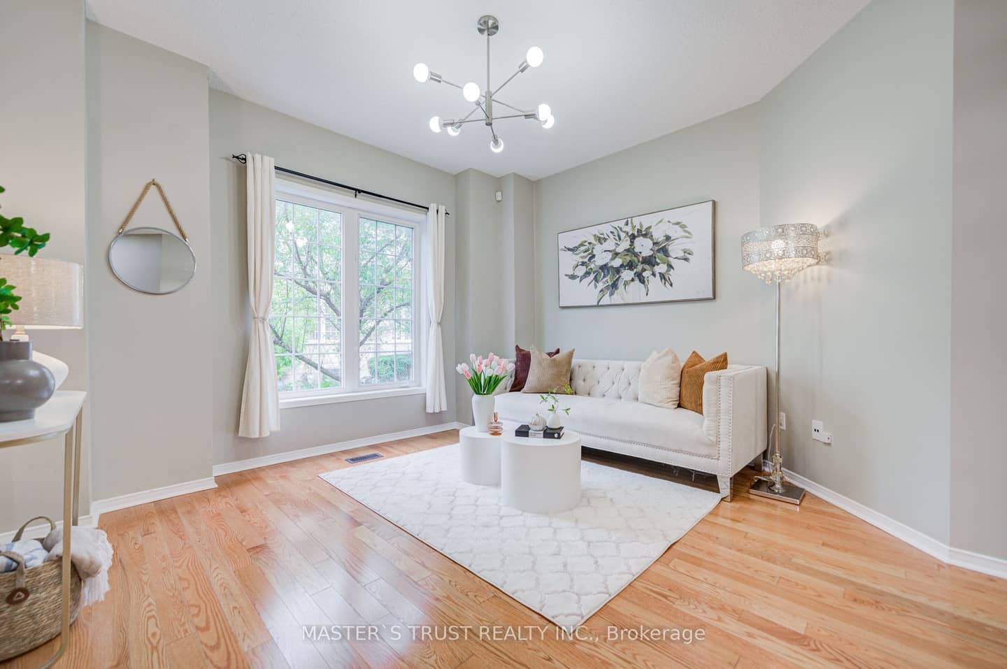 23 Observatory Lane 272, Richmond Hill, ON L4C 0M7