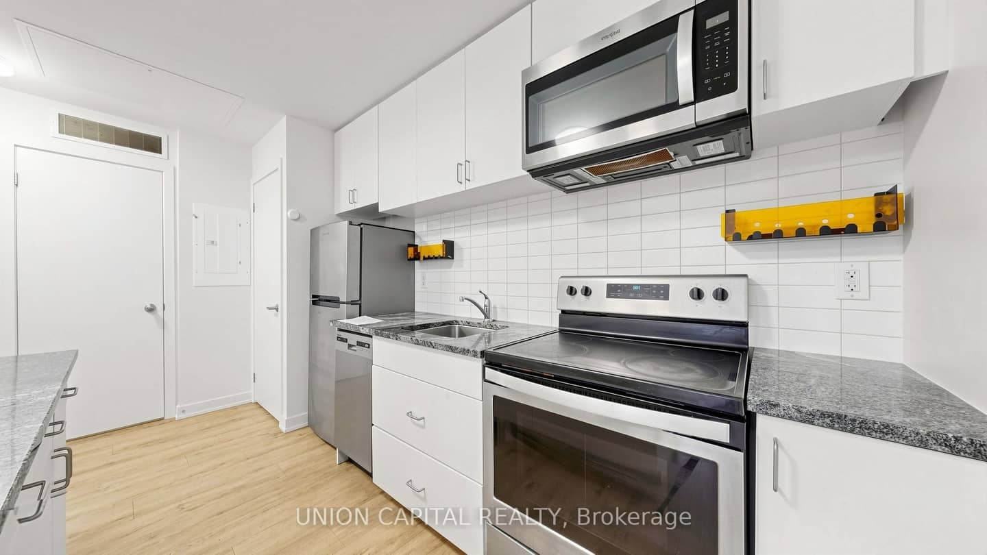 1740 Simcoe Street N 42, Oshawa, ON L1G 4X9