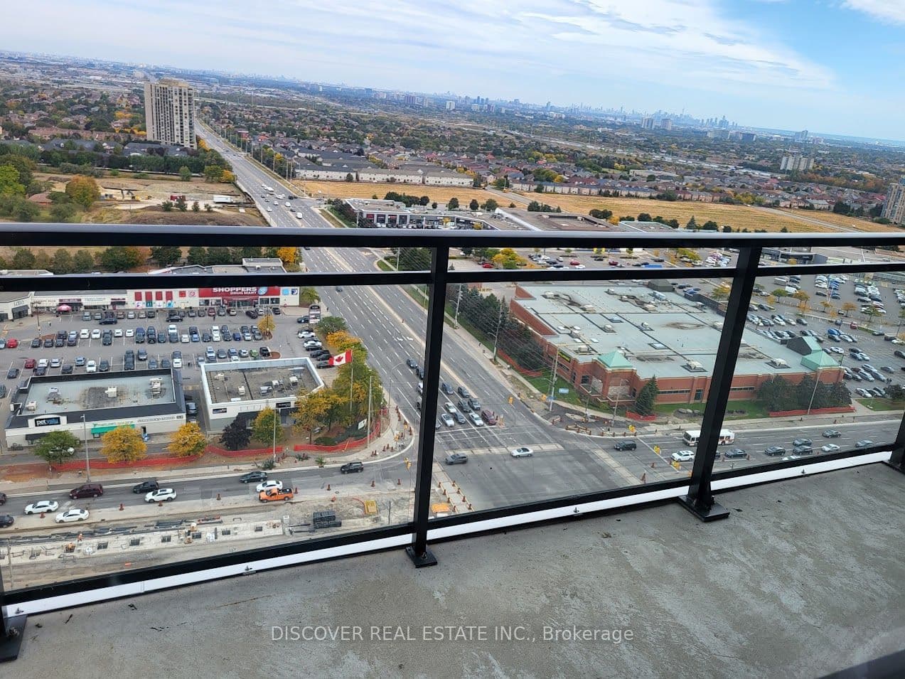 55 Eglinton Avenue W 2402, Mississauga, ON L5R 0E4