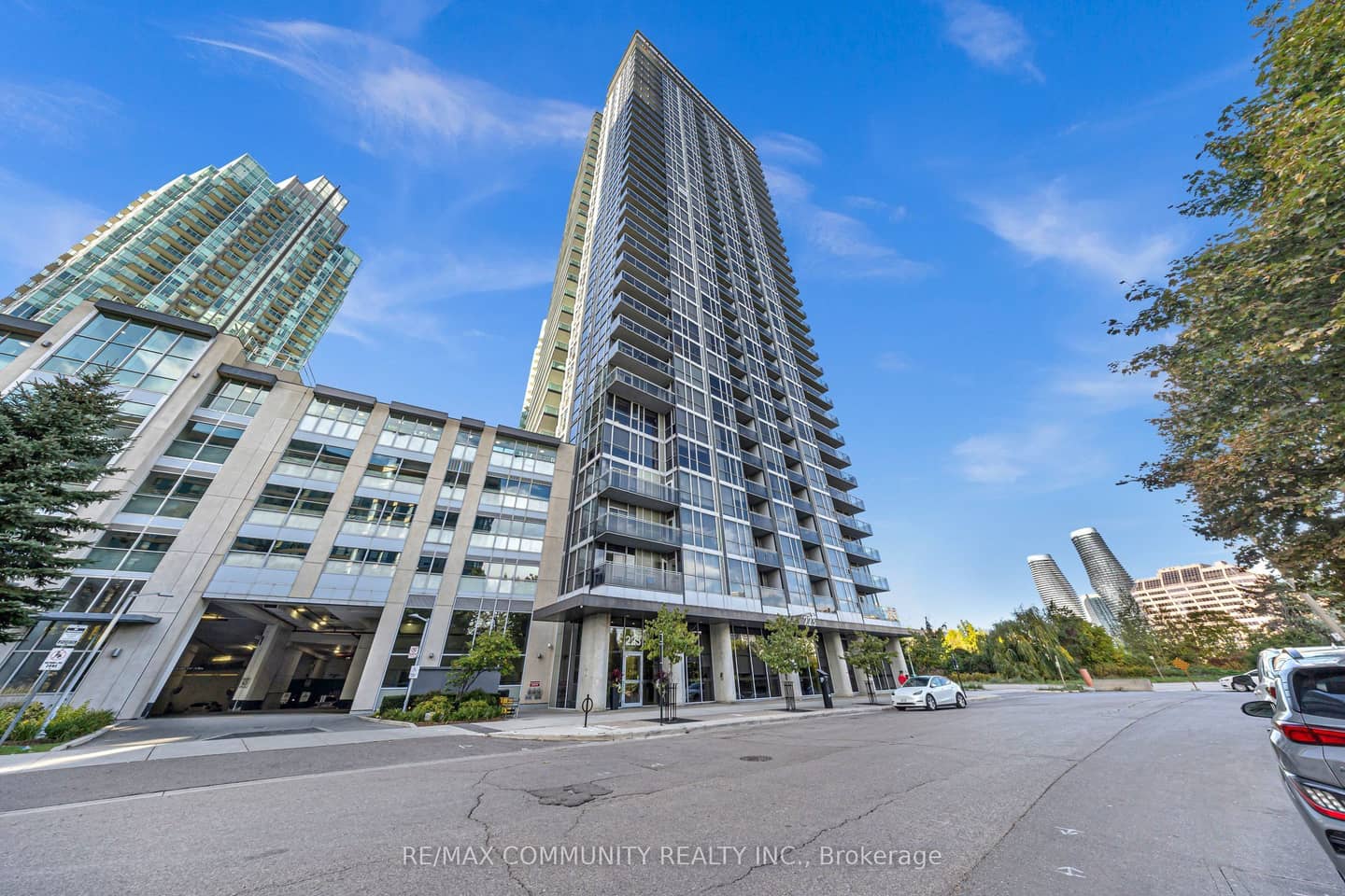 223 Webb Drive 2901, Mississauga, ON L5B 0E8