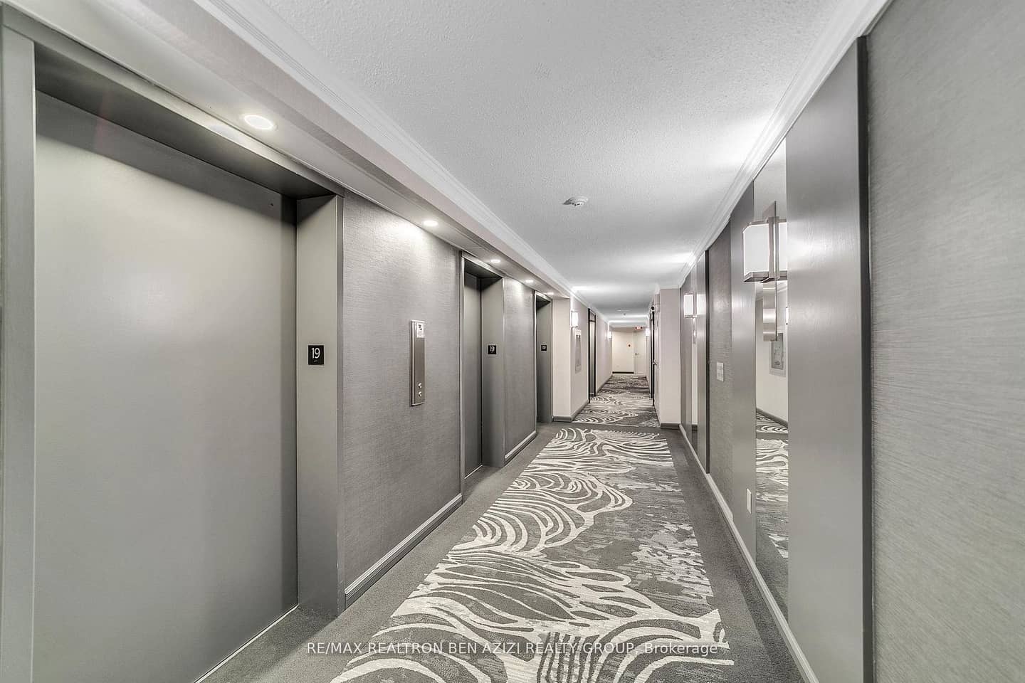 33 Elmhurst Avenue 1904, Toronto, ON M2N 6G8
