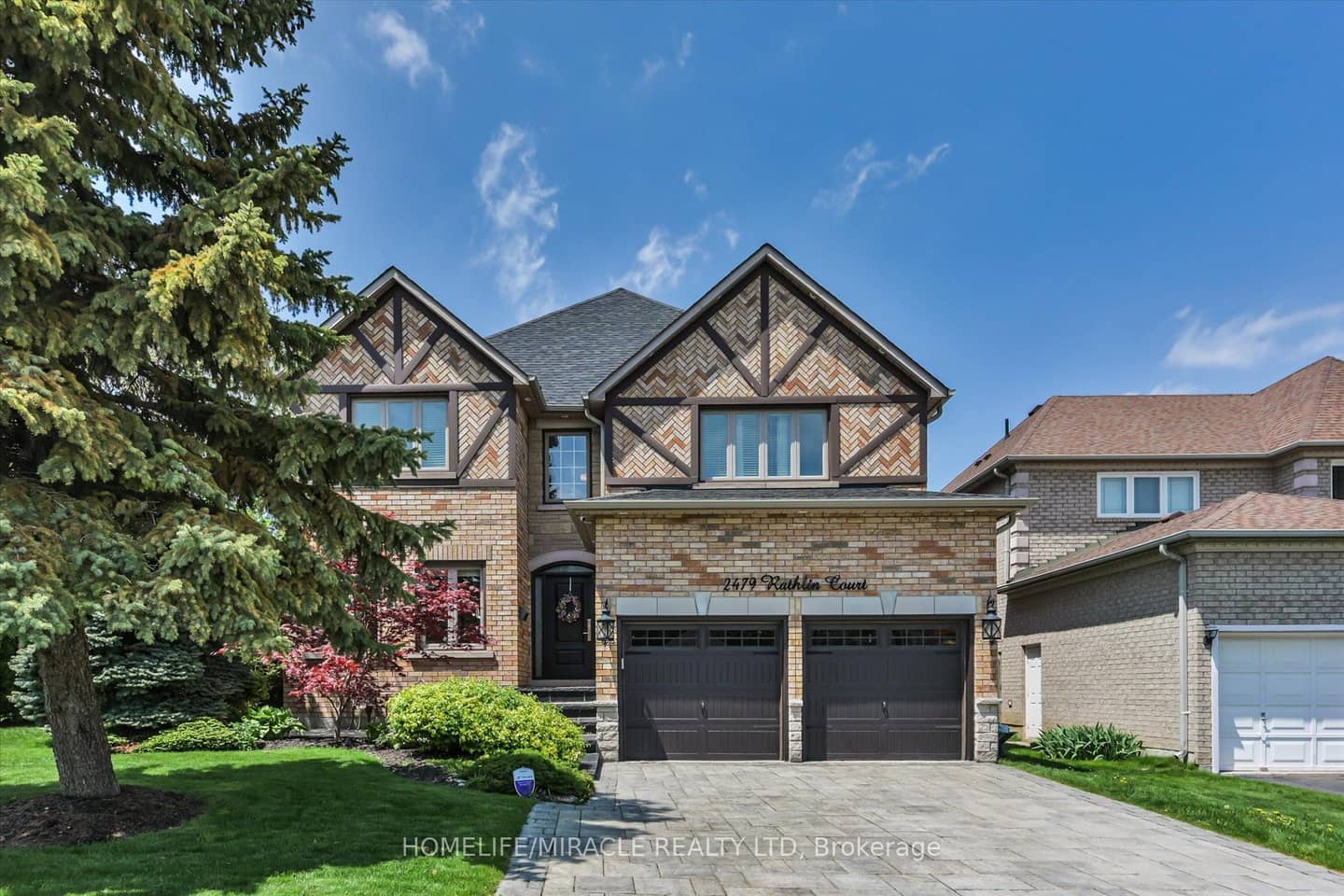 2479 Rathlin Court, Mississauga, ON L5K 2S4