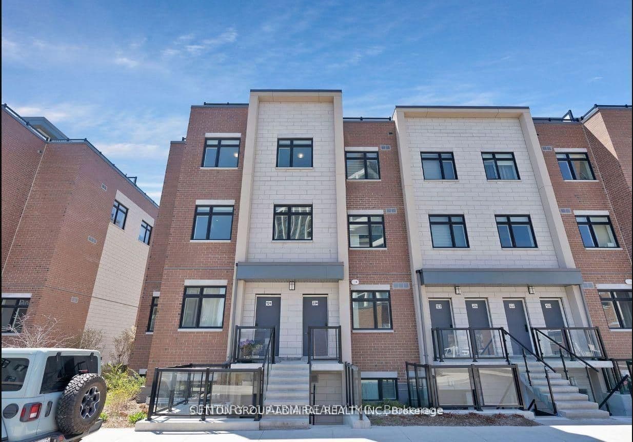 1085 Douglas Mccurdy Common 212, Mississauga, ON L5G 0C6