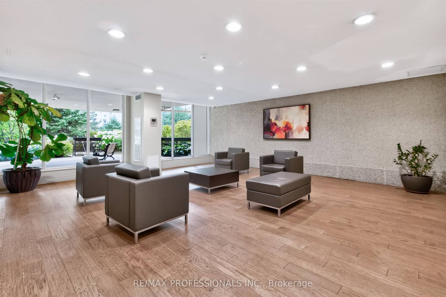 299 Mill Road 502, Toronto, ON M9C 4V9