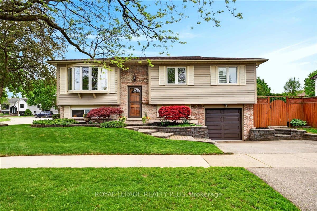 4452 Delaney Drive, Burlington, ON L7L 5J2