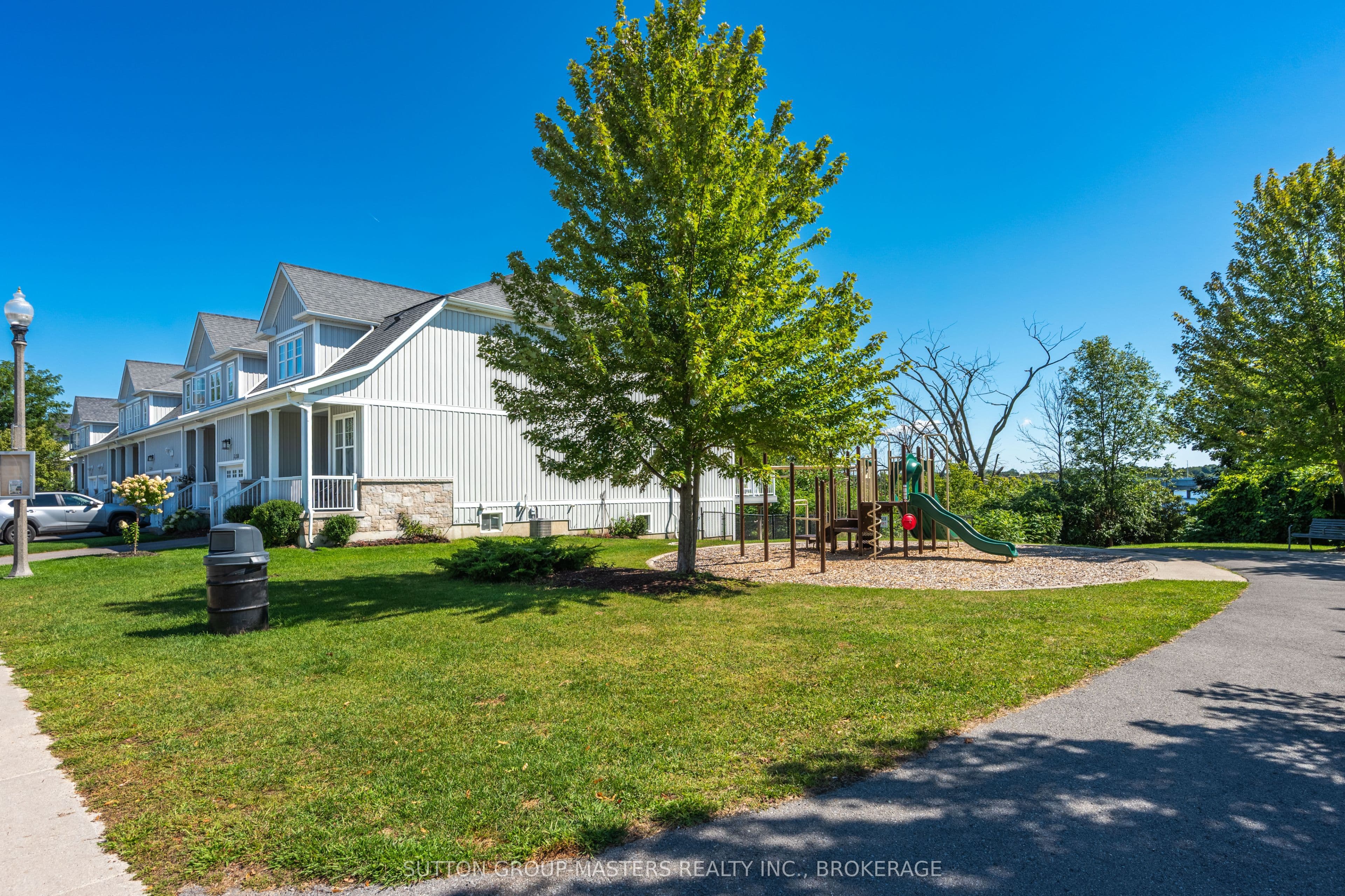 728 Newmarket Lane, Kingston, ON K7K 6K7