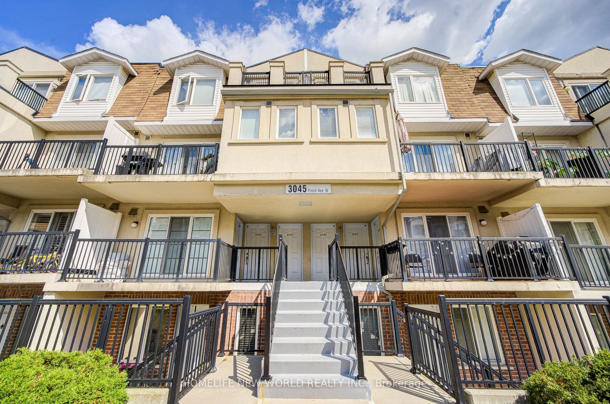 3045 Finch Avenue W 2087, Toronto, ON M9M 0A5