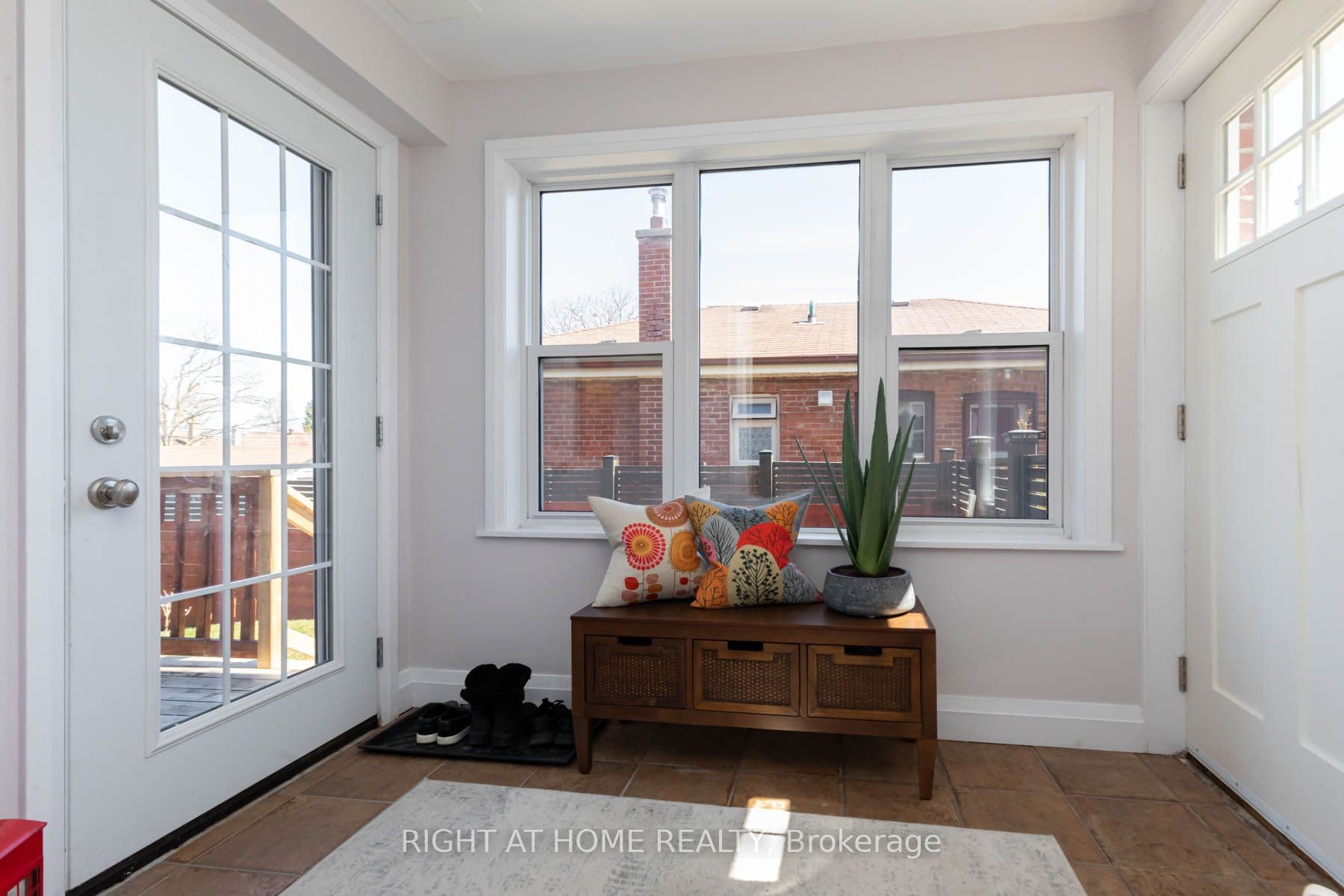 34 Kecala Road, Toronto, ON M1P 1K6