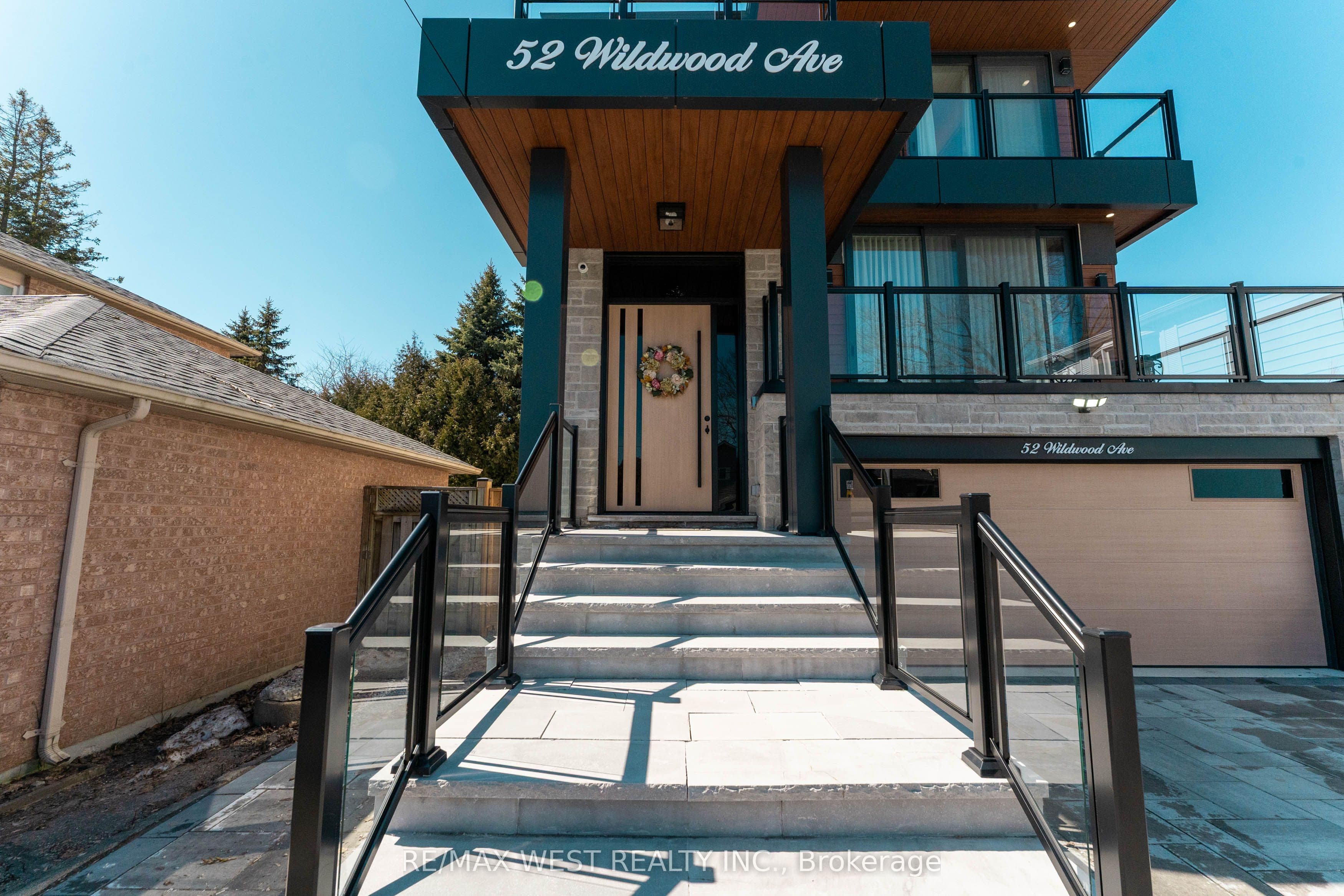 52 Wildwood Avenue, Richmond Hill, ON L4E 3B3