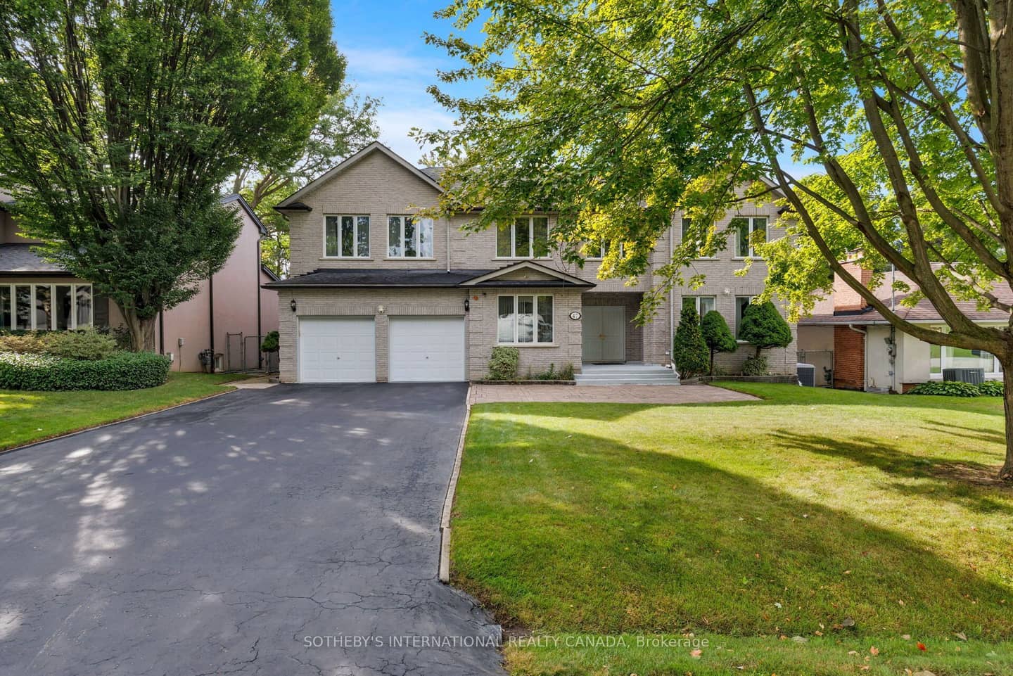 47 Great Oak Drive, Toronto, ON M9A 1N3