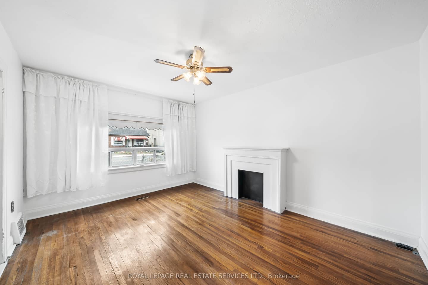 616 Old Weston Road, Toronto, ON M6N 3B3