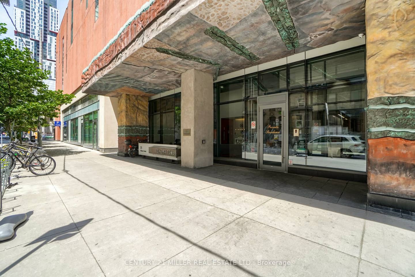 21 Widmer Street 3701, Toronto, ON M5V 0B8