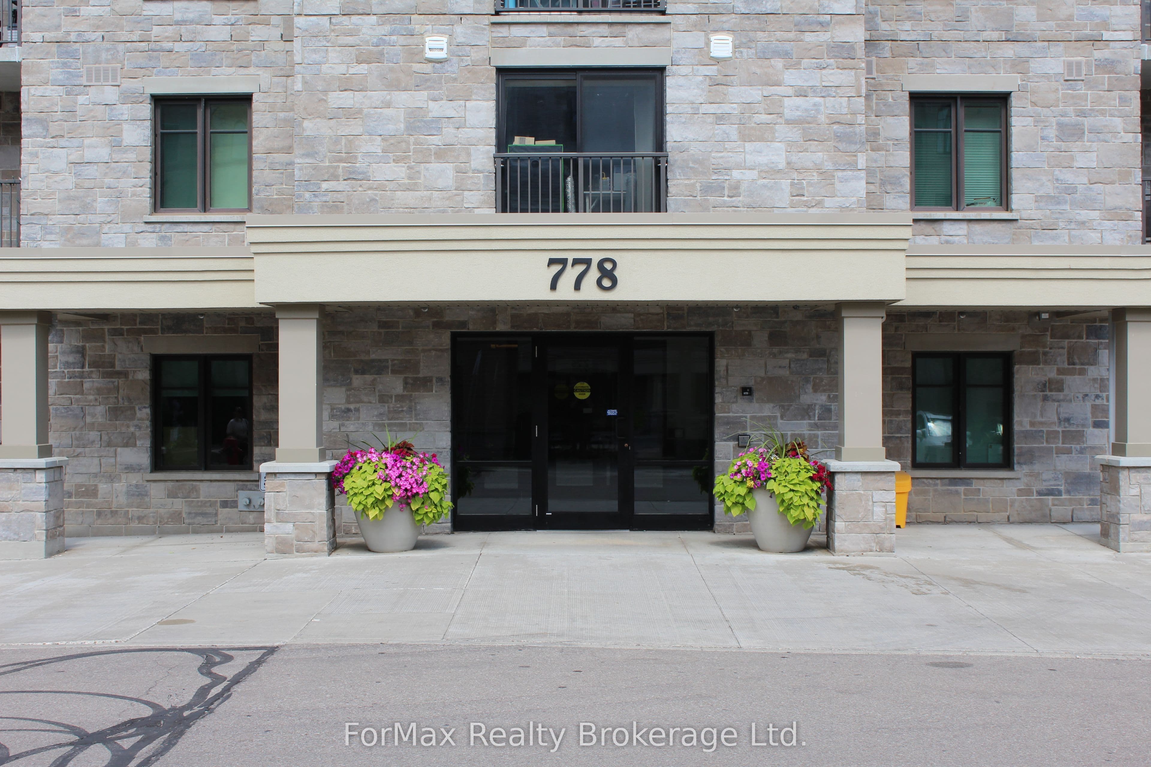 778 Laurelwood Drive 313, Waterloo, ON N2V 0G3
