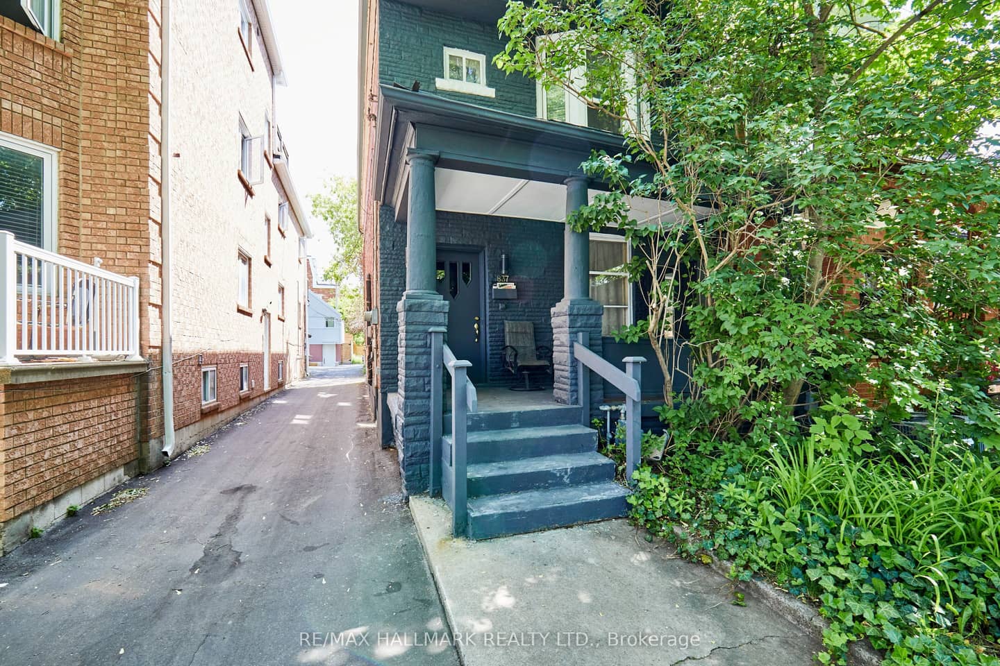 837 Gladstone Avenue, Toronto, ON M6H 3J7