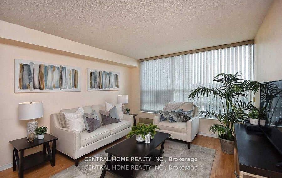 7825 Bayview Avenue 502, Markham, ON L3T 7N2