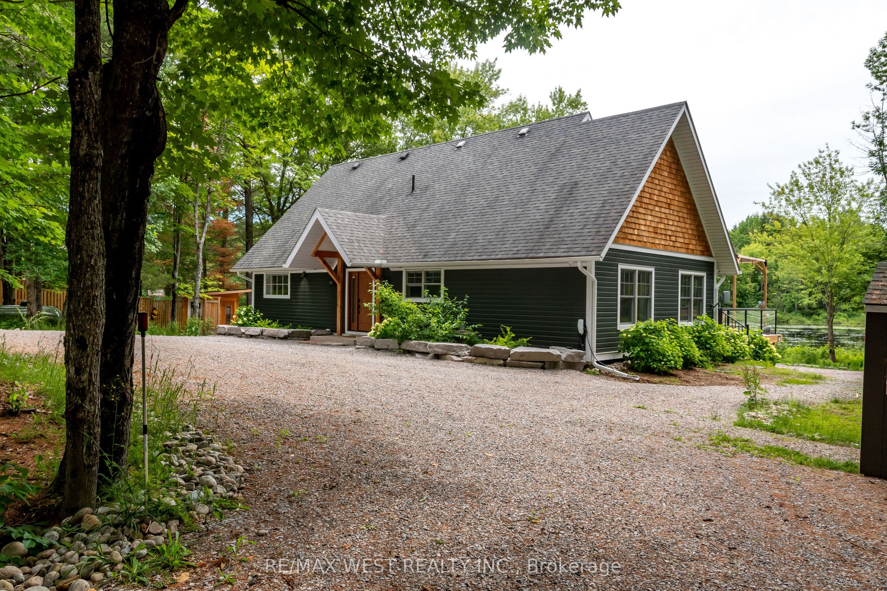 1078 Woodwinds Road, Muskoka Lakes, ON P1P 1R2