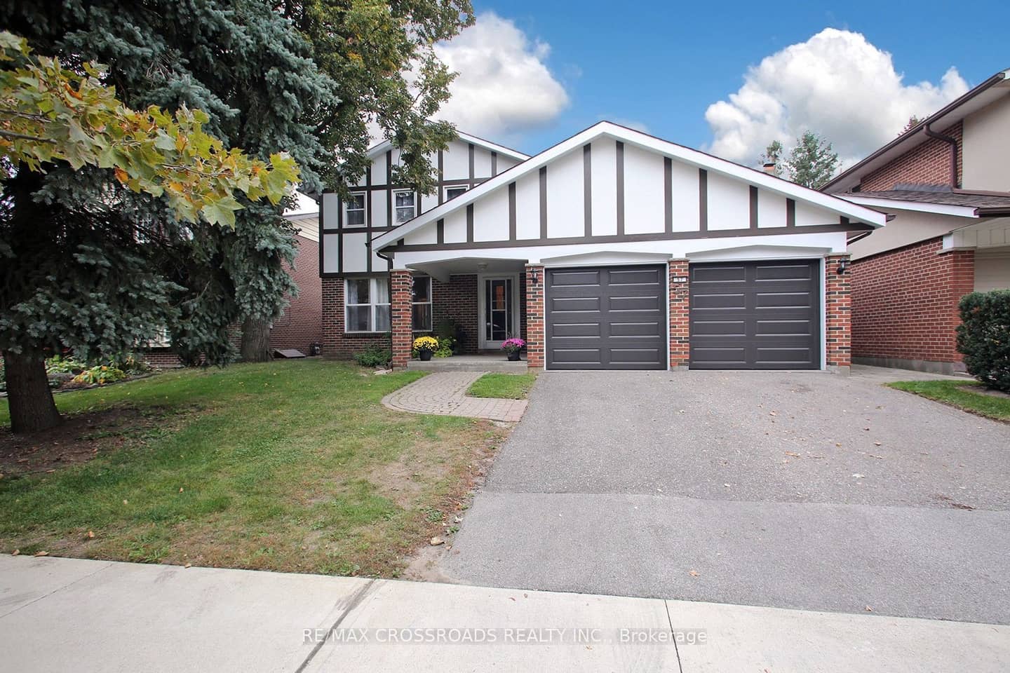 57 Kimberdale Crescent, Toronto, ON M1W 1Y4