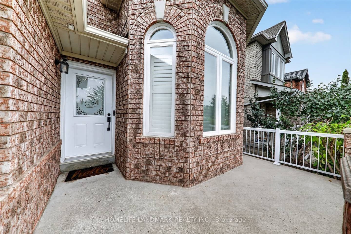 14 Floree Street, Whitby, ON L1R 3B2