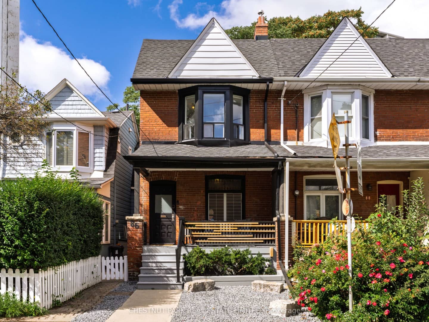 86 Cambridge Avenue, Toronto, ON M4K 2L4