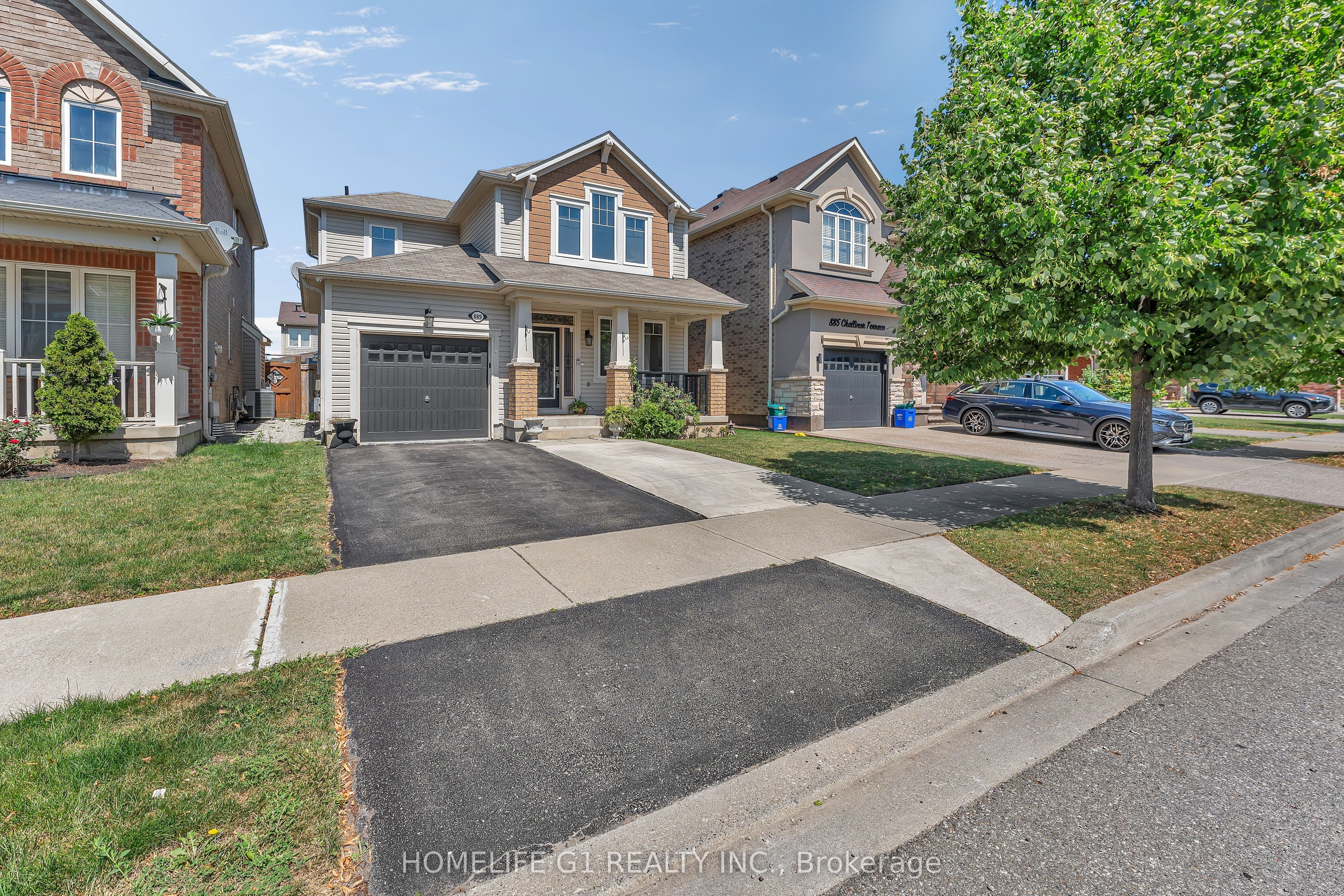 889 Challinor Terrace, Milton, ON L9T 7V6