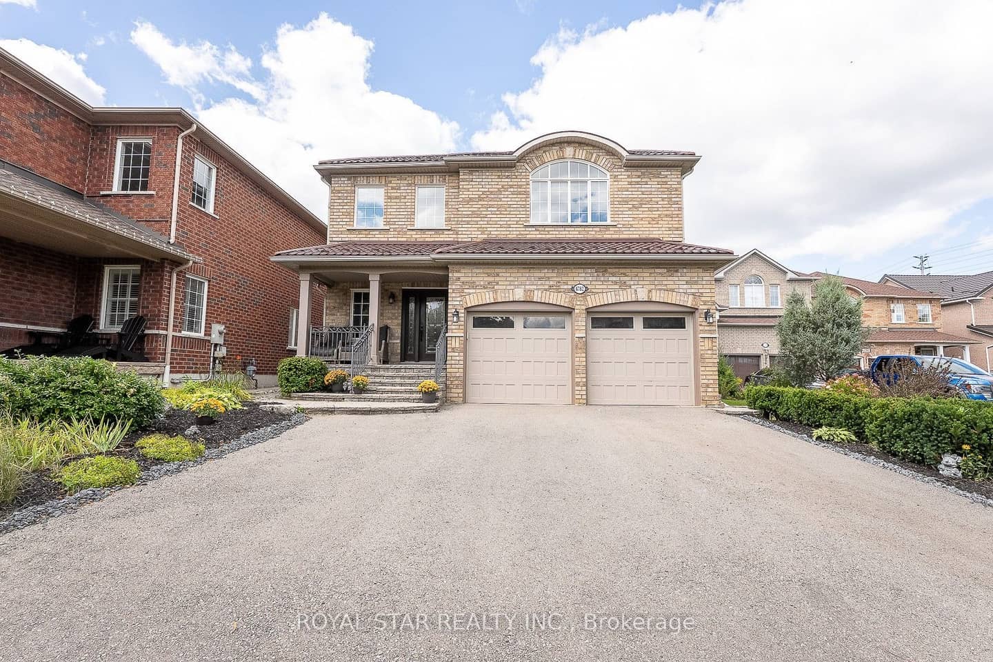 6782 Kazoo Court, Mississauga, ON L5W 1T4