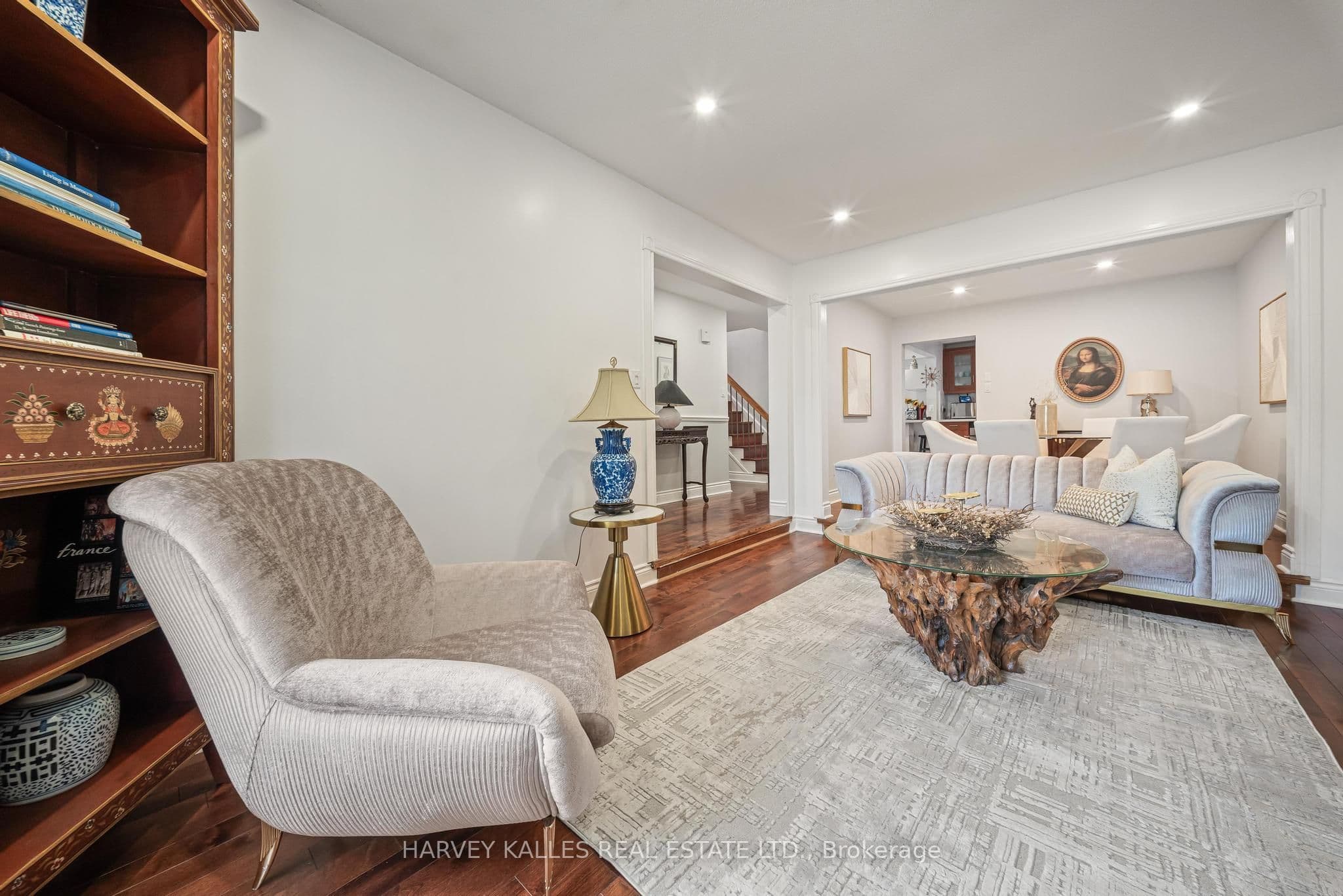 221 Snowshoe Crescent, Markham, ON L3T 4N2