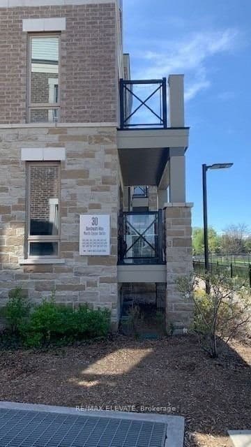30 Dunsheath Way 518, Markham, ON L6B 0A1