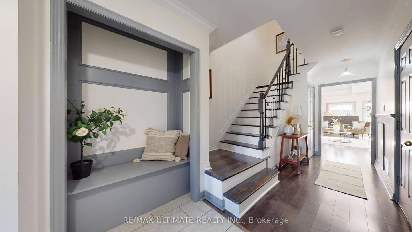 131 Foxchase Avenue, Vaughan, ON L4L 9H6