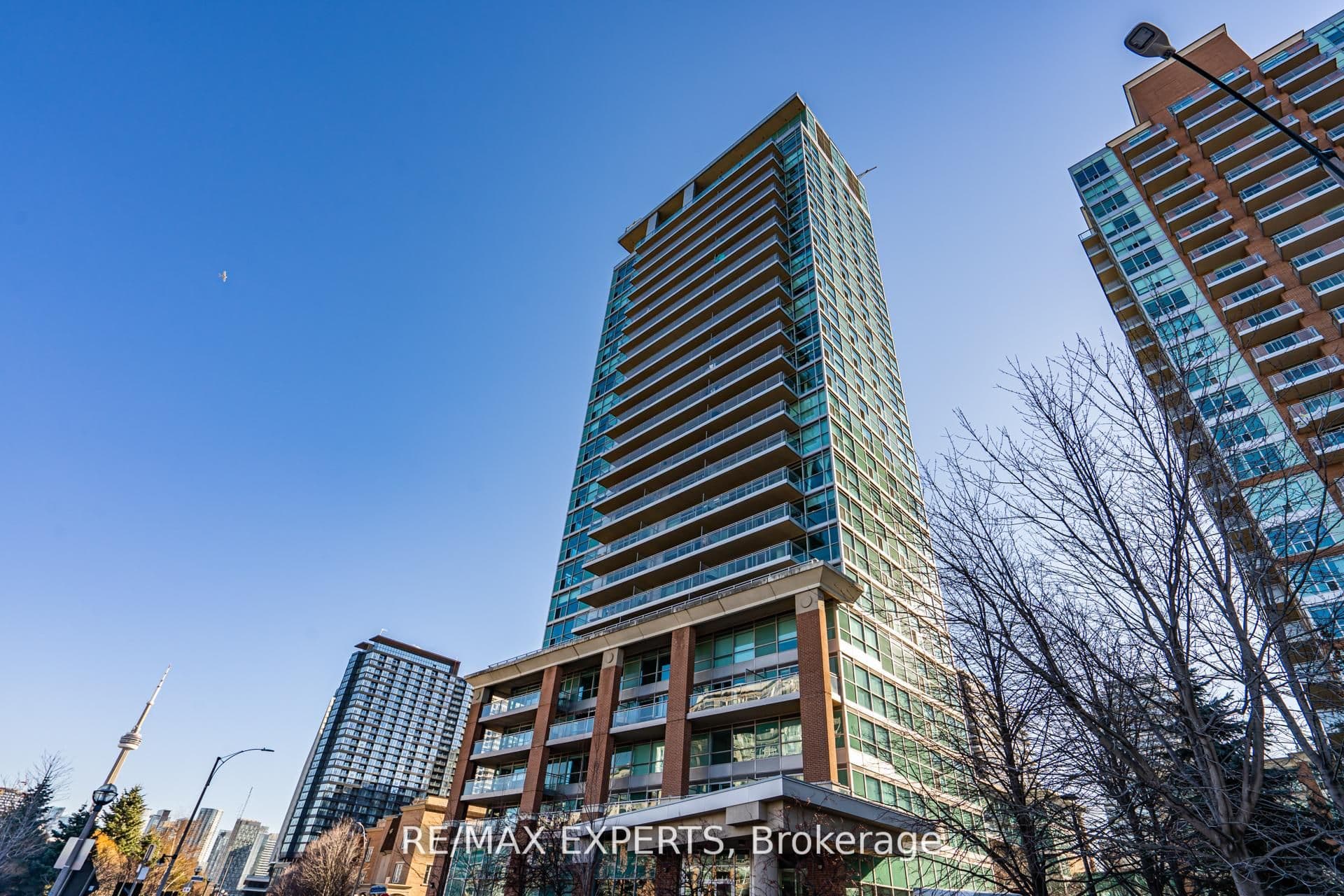 80 Western Battery Road 801, Toronto, ON M6K 3S1