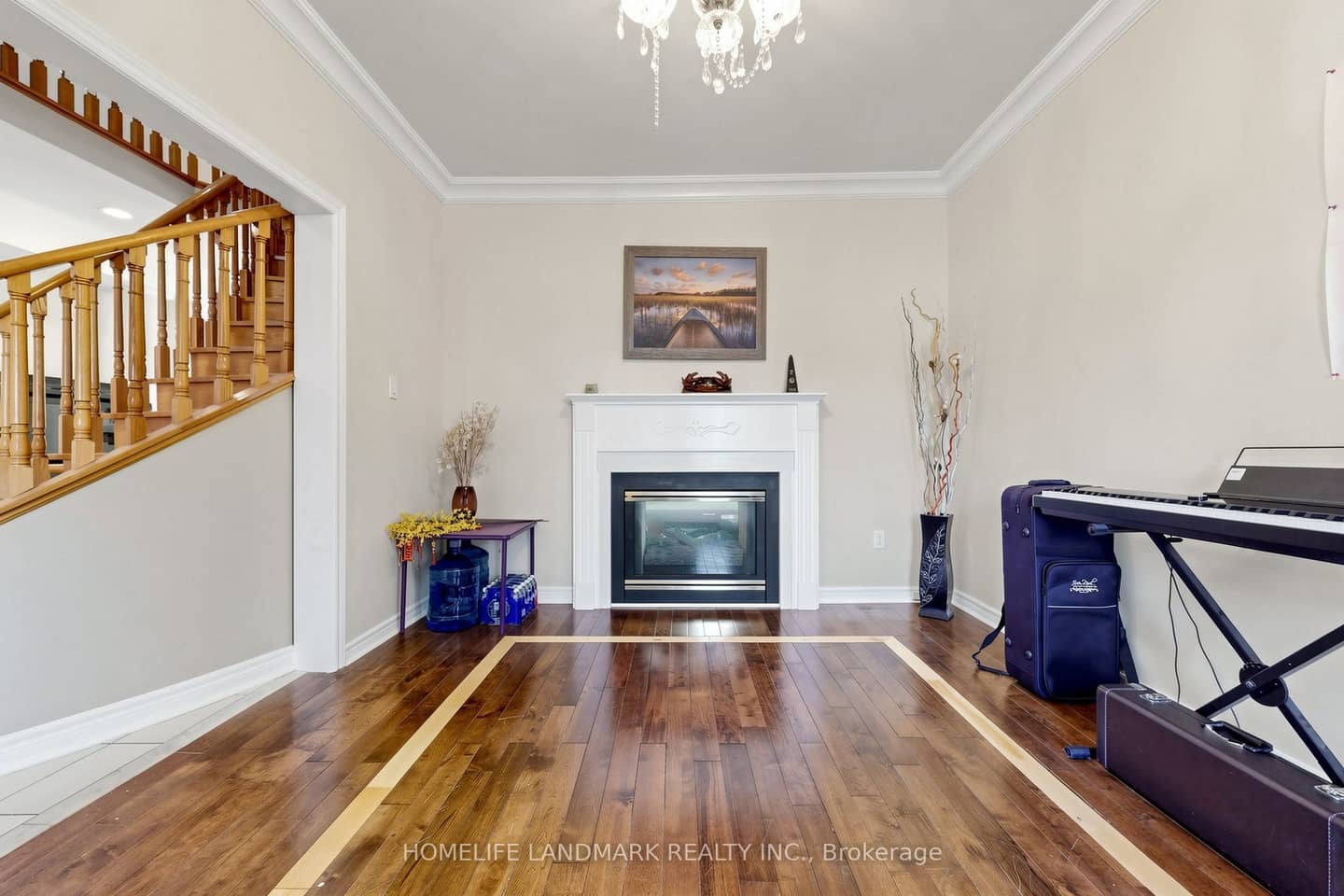1 Trent Street, Aurora, ON L4G 7E7