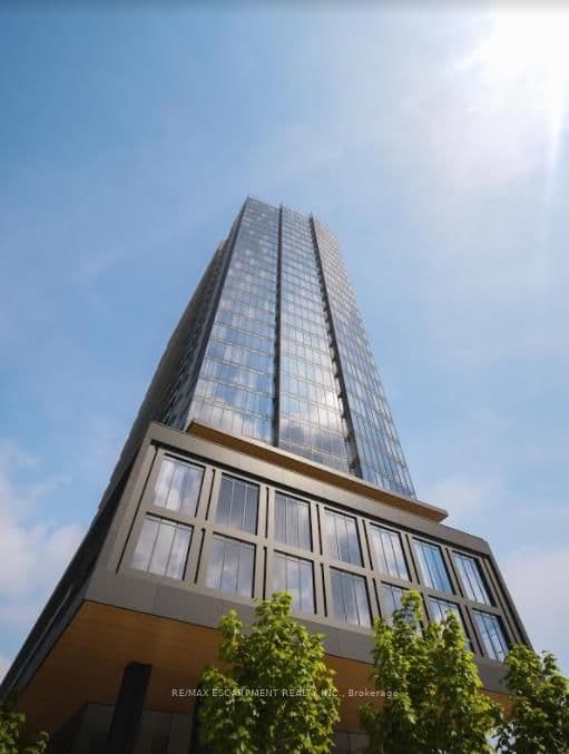 19 Western Battery Road 2117, Toronto, ON M6K 0E3