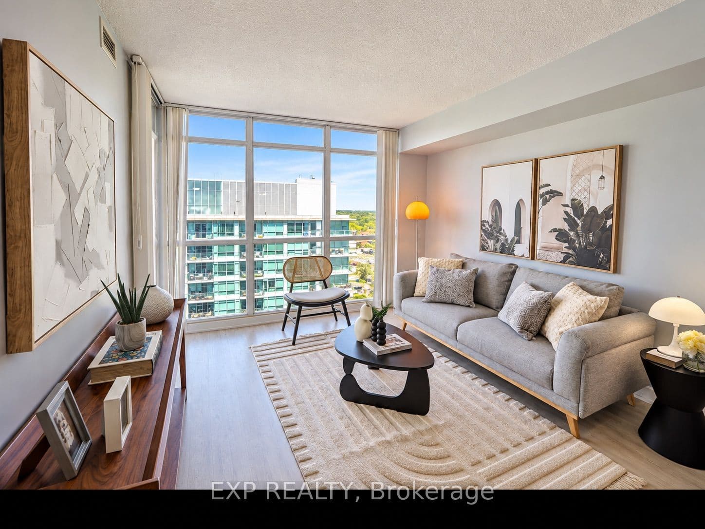 19 Singer Court 1612, Toronto, ON M2K 0B2
