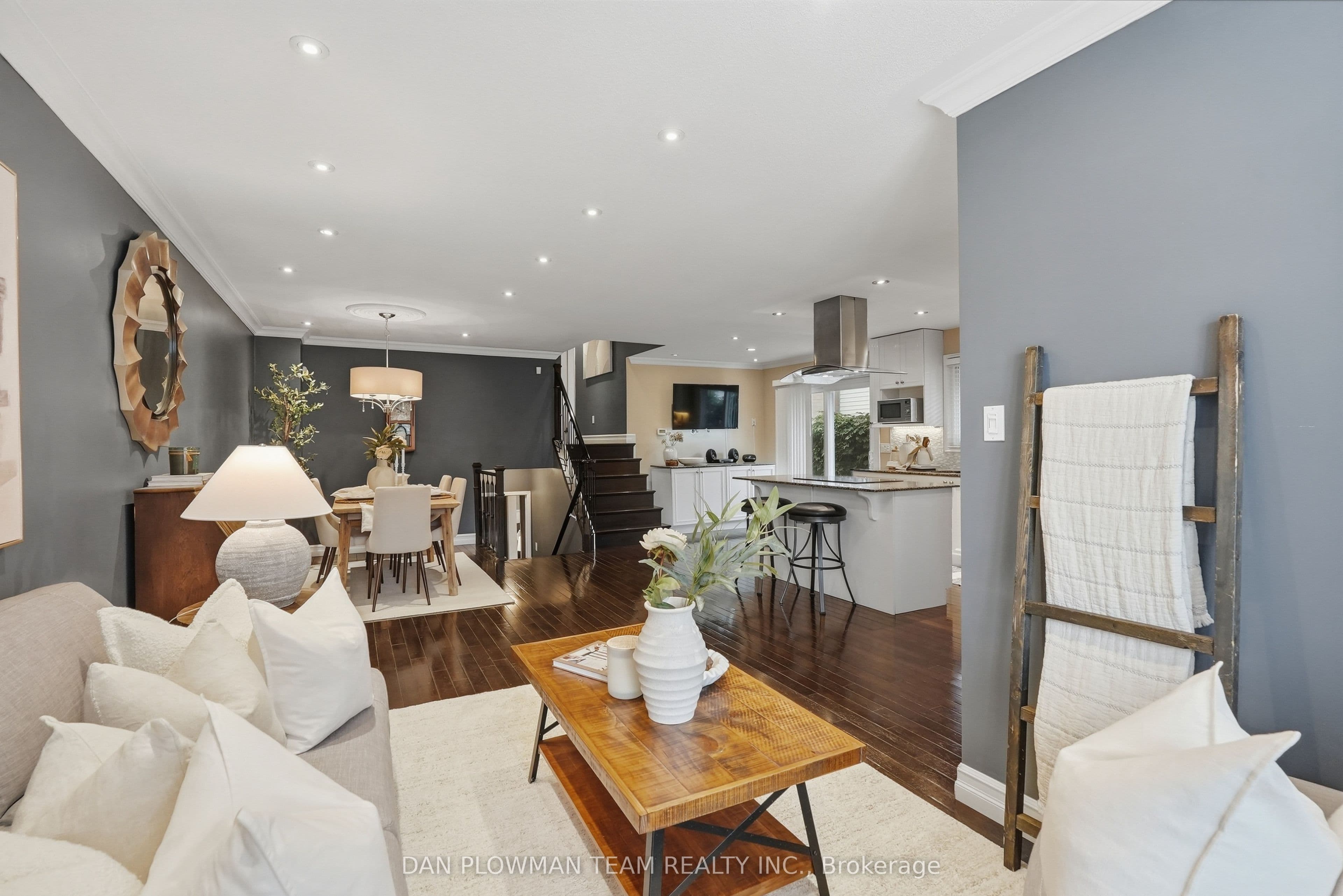 77 Hialeah Crescent, Whitby, ON L1N 6P9