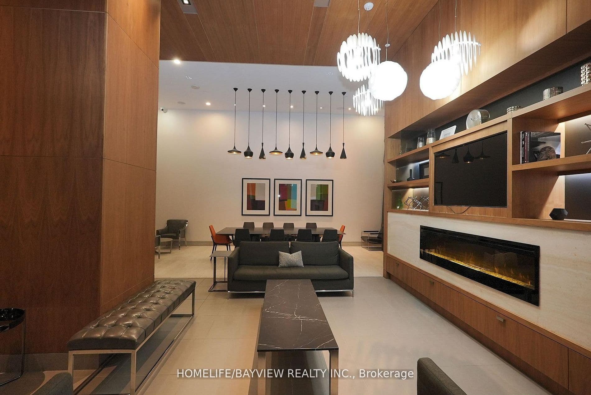 295 Adelaide Street W 316, Toronto, ON M5V 1P7