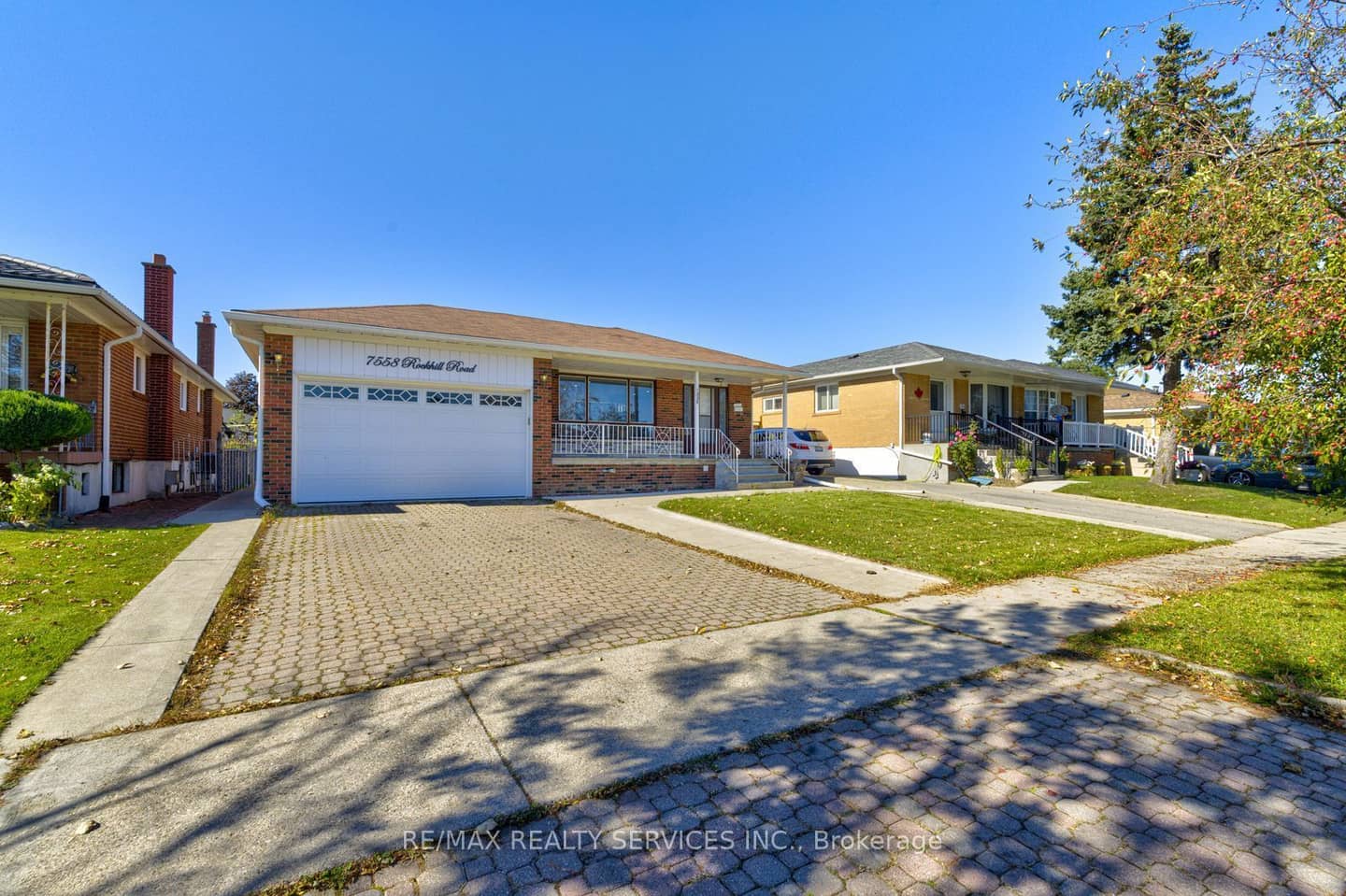 7558 Rockhill Road, Mississauga, ON L4T 2Z7