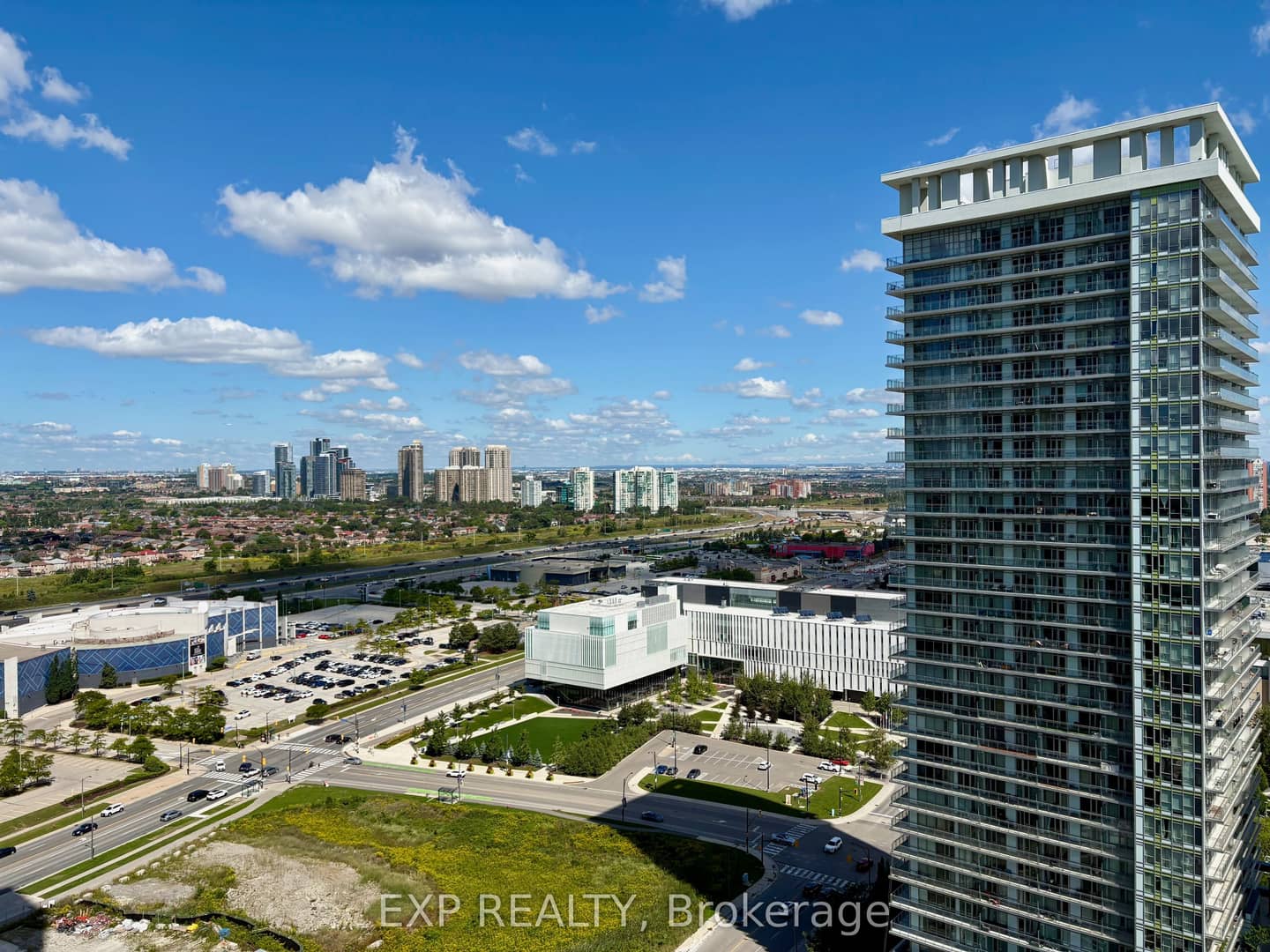 385 PRINCE OF WALES Drive 2304, Mississauga, ON L5B 0C6
