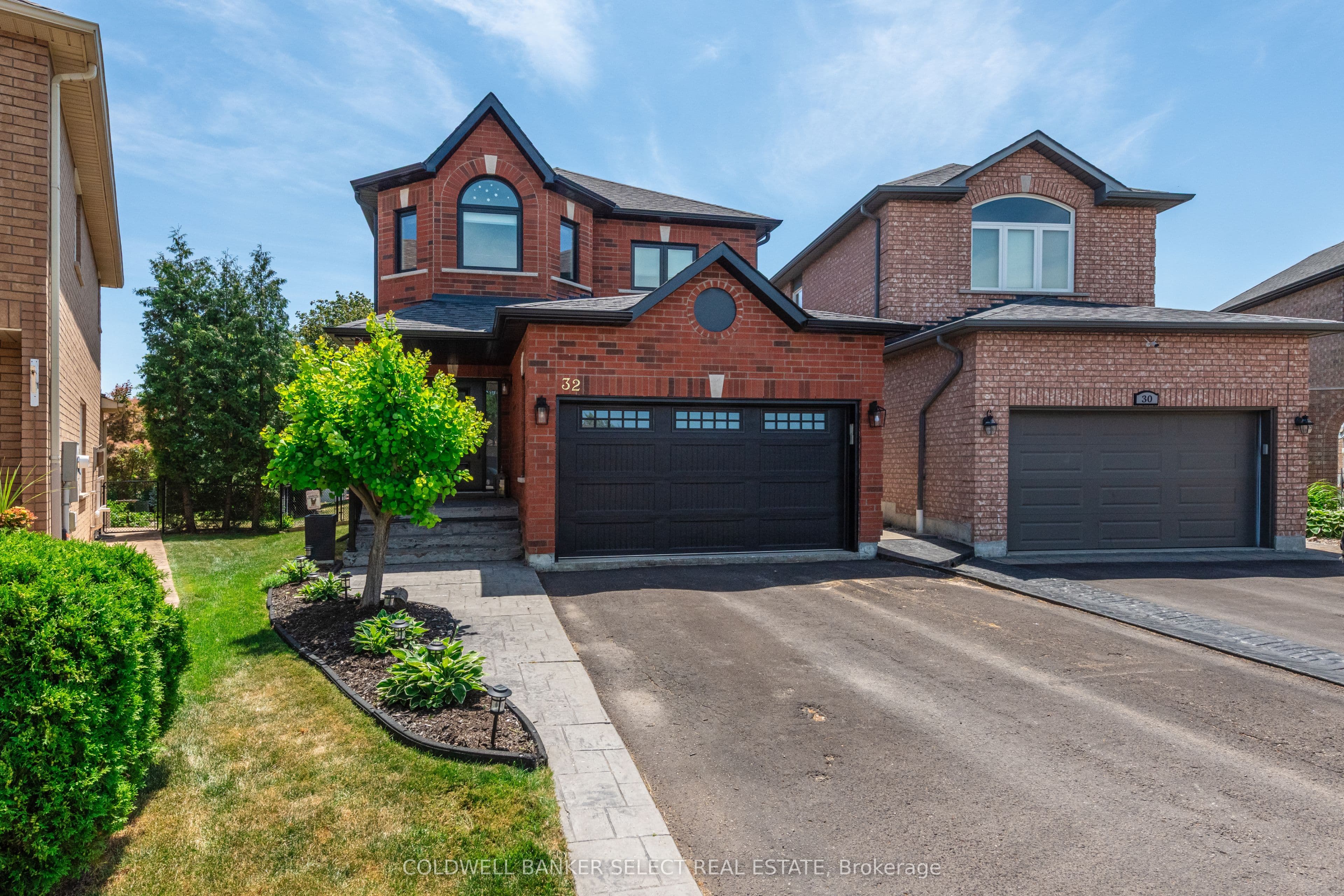 32 Coolspring Crescent, Caledon, ON L7E 1W6