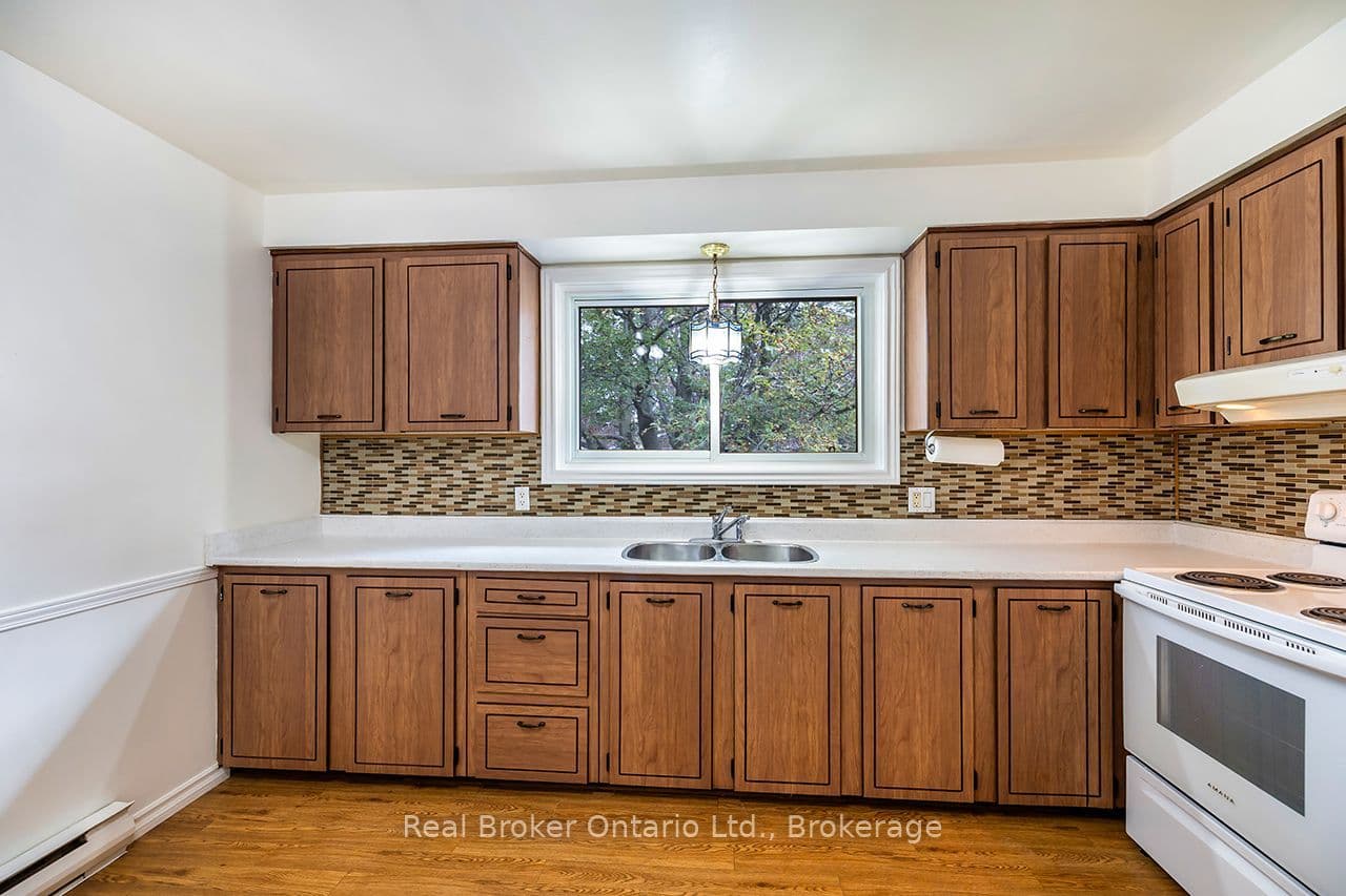 32 Strike Avenue, Clarington, ON L1C 1K3