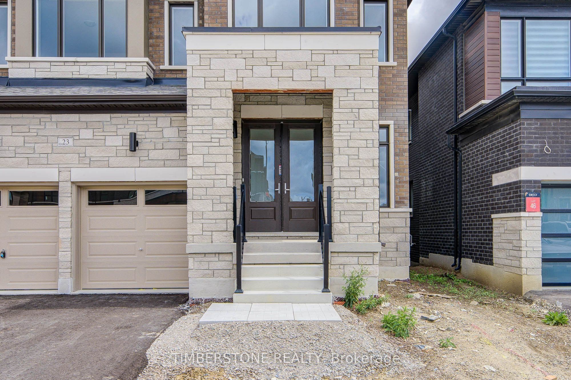23 Aveena Road, Brampton, ON L6P 4R8