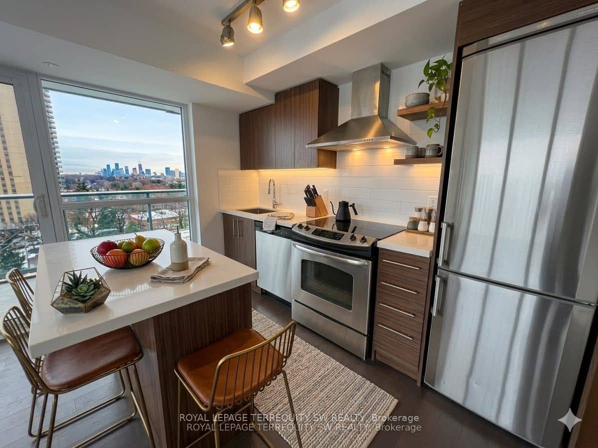 58 Orchard View Boulevard 902, Toronto, ON M4R 0A2