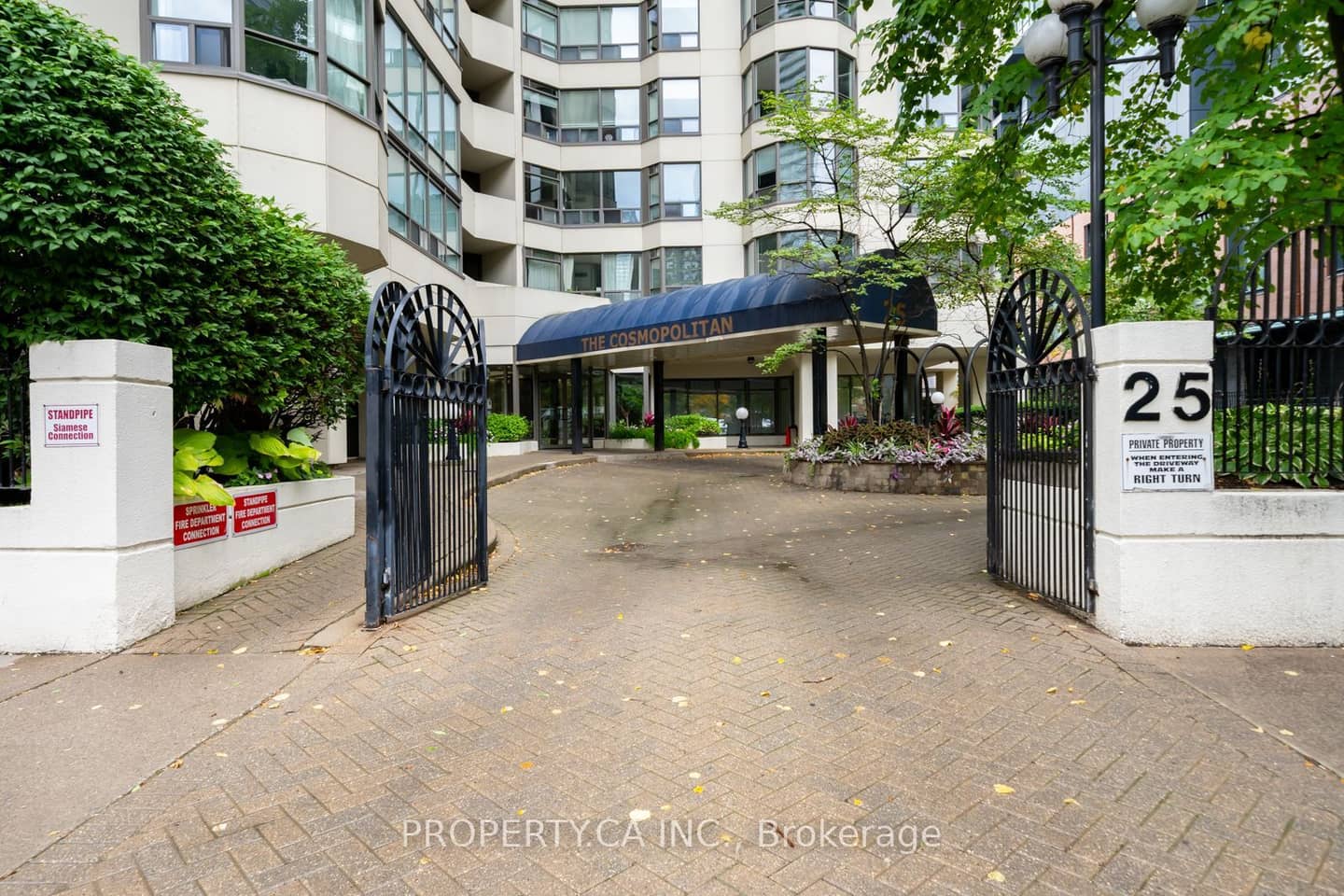 25 Maitland Street W 1001, Toronto, ON M4Y 2W1
