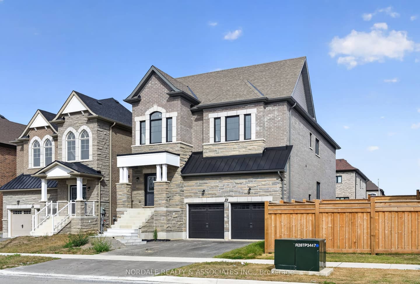 25 Aida Place, Richmond Hill, ON L4E 1N3