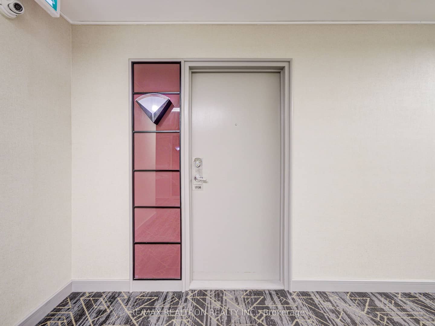 88 Corporate Drive 1708, Toronto, ON M1H 3G6
