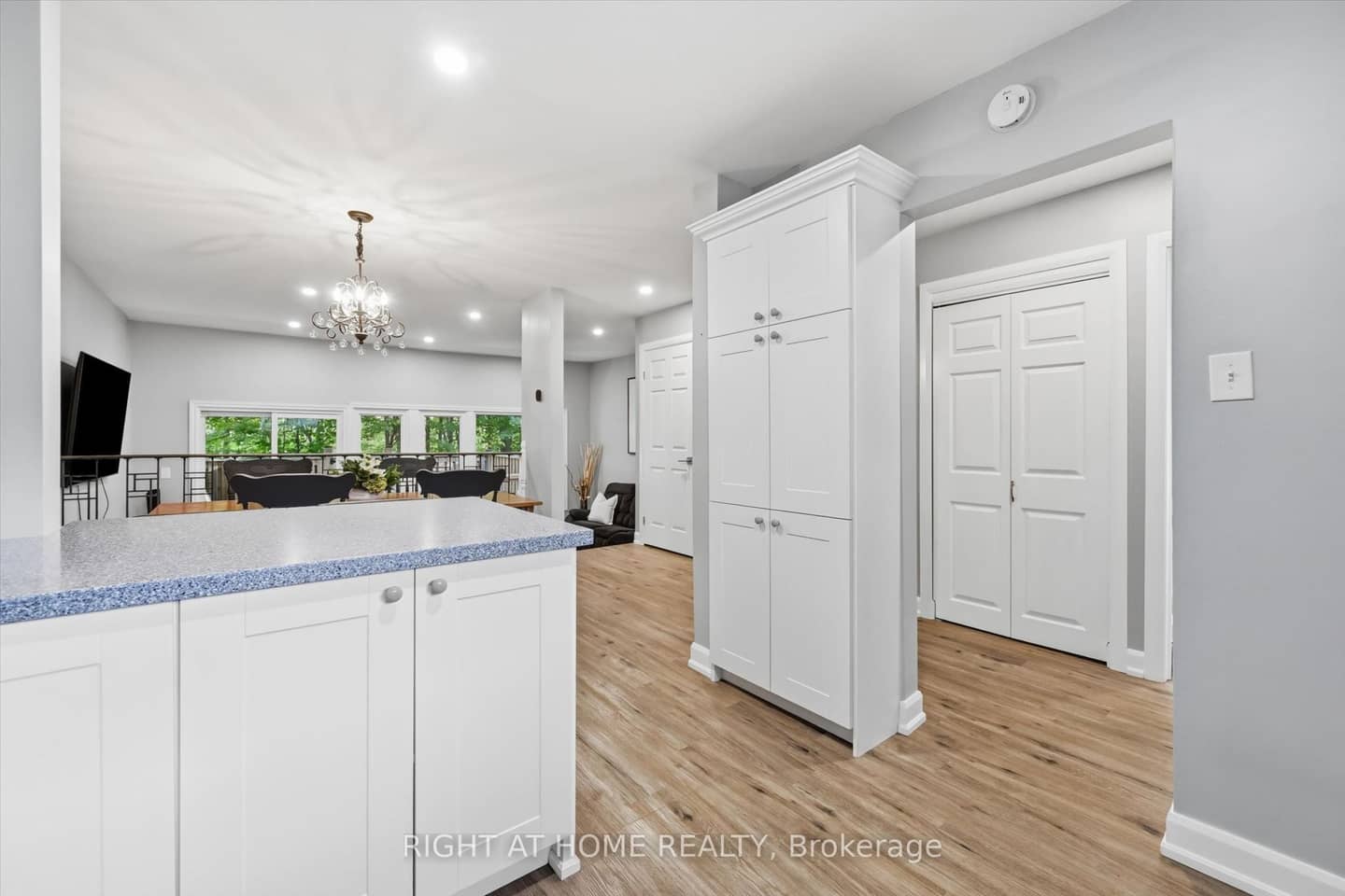 2050 Upper Middle Road 159, Burlington, ON L7P 3R9