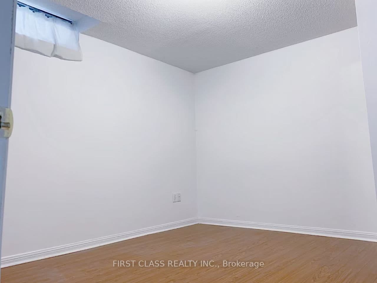 3 Pettigrew Court, Markham, ON L3S 1L8