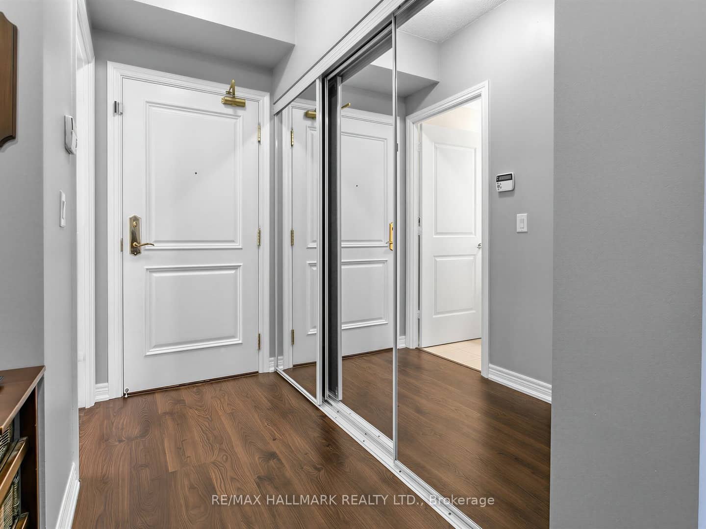 9245 Jane Street 303, Vaughan, ON L6A 0J9