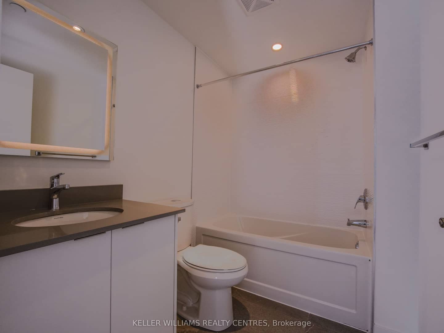 10 Calamint Lane 58, Toronto, ON M1W 2H1